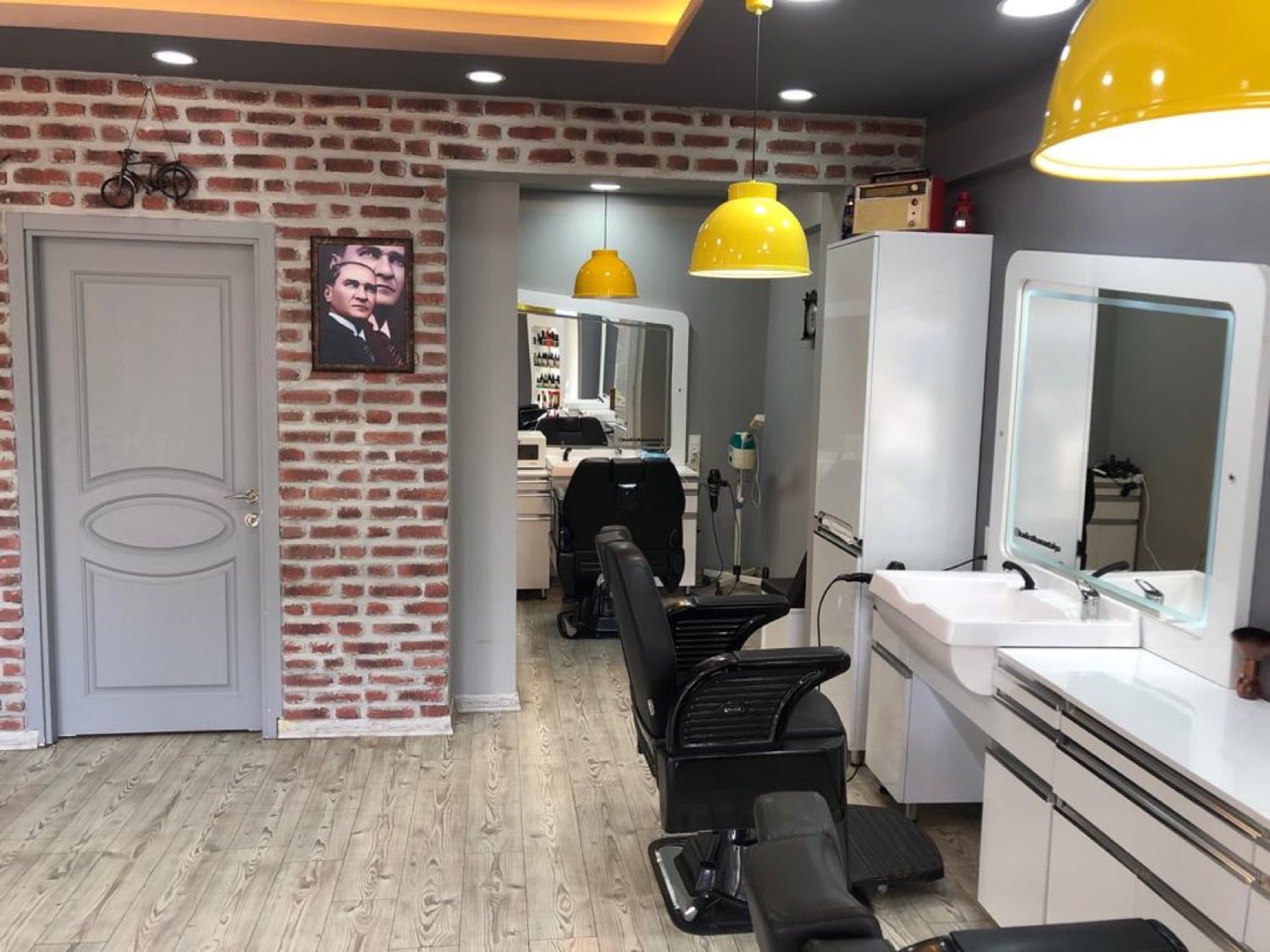 Muratpaşa salonundan bir kare