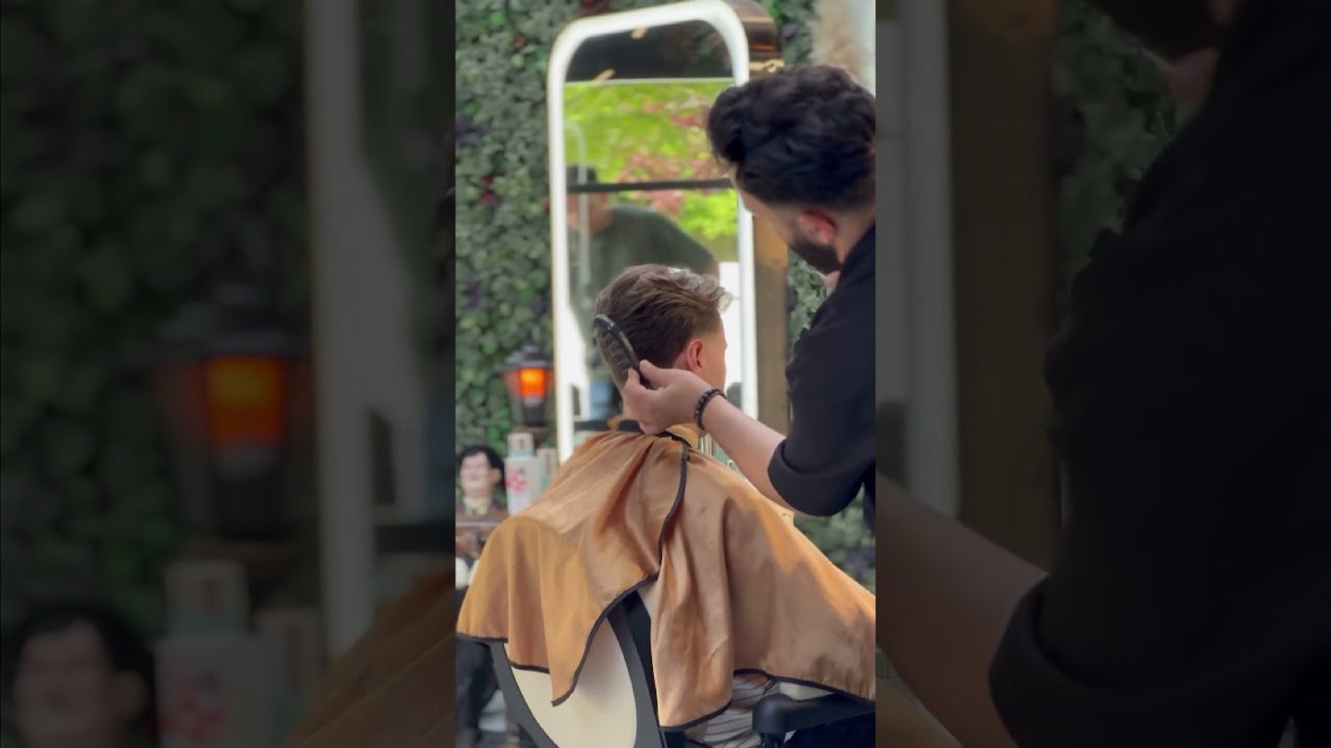 Kurtköy salonundan bir kare